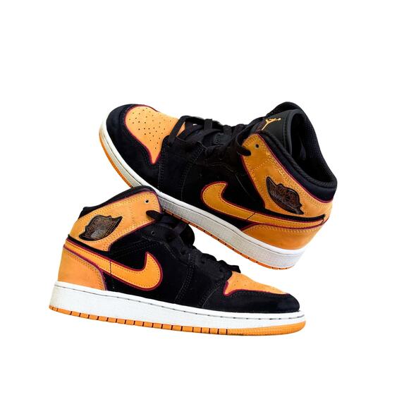 Nike Air Jordan Mid SE Vivid Orange Black Sneakers